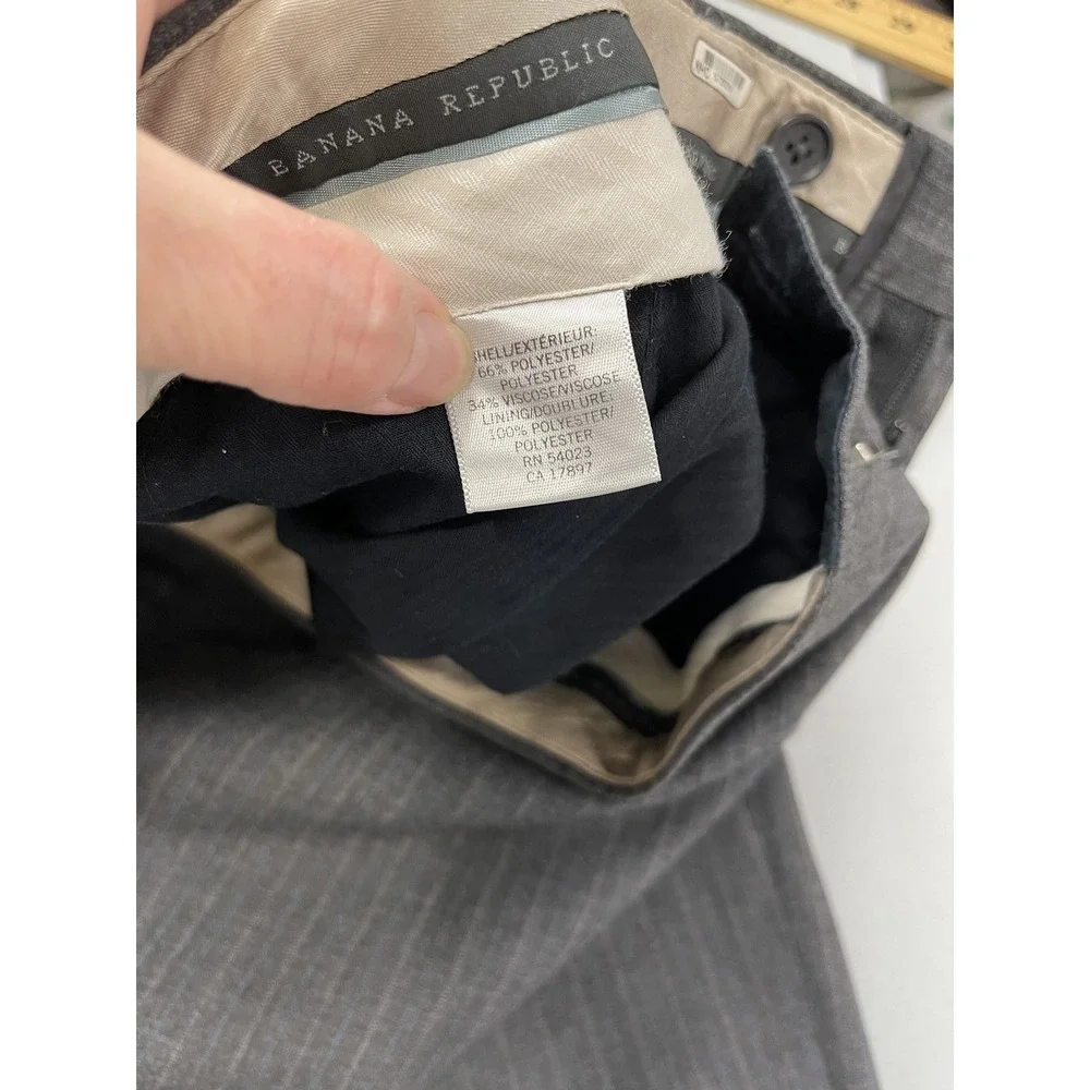 Banana Republic presenting stylish